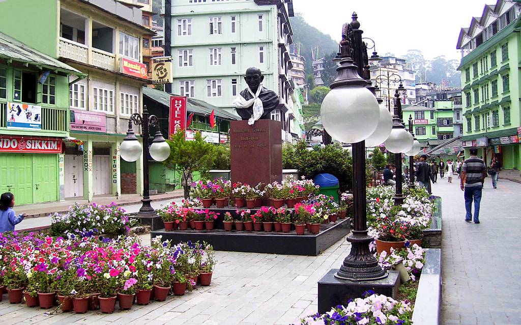 Monsoon-Gangtok-3-Star-Deluxe-3-N-4-D