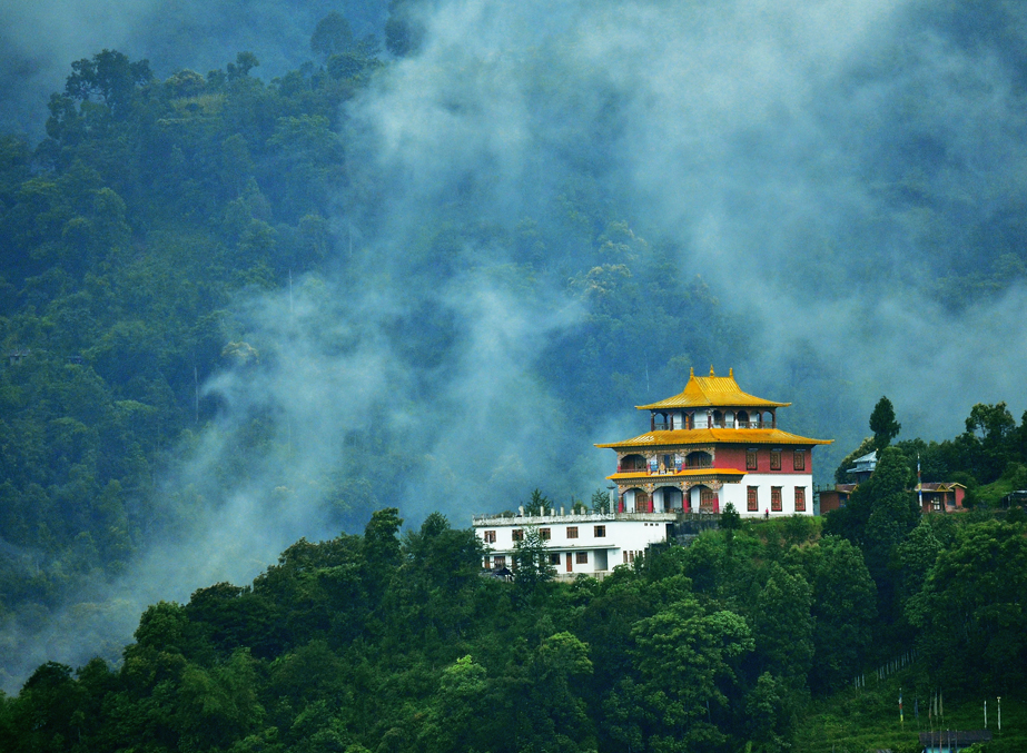 Monsoon-Gangtok-2-Star-Standard-3-N-4-D